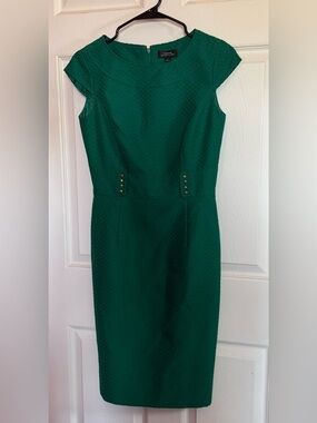 Tahari Emerald Green Sheath Dress